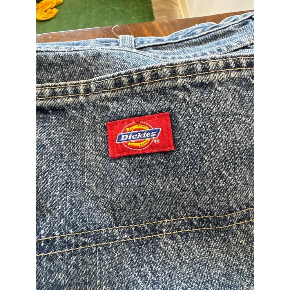 Dickies brand style